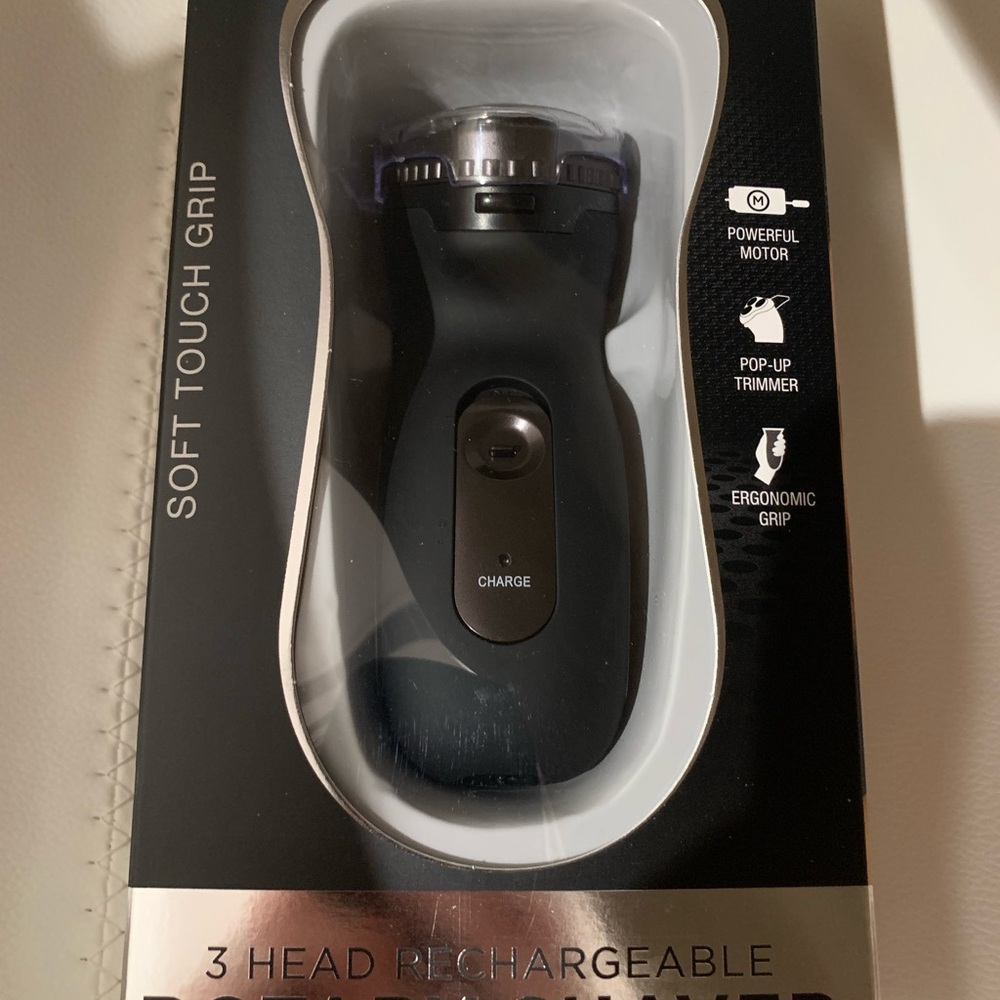 Vivitar Rechargeable Electric Shaver (Brand New)